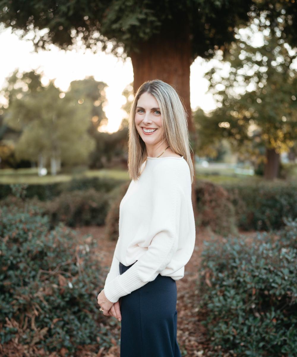 Alyson | Registered Representative | Stark Wealth Management